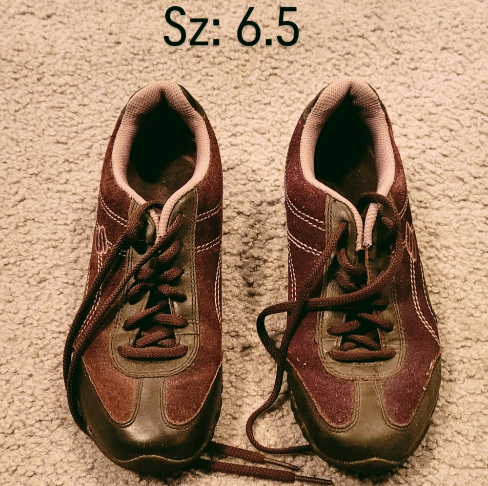 Women's Skechers Lace-Up